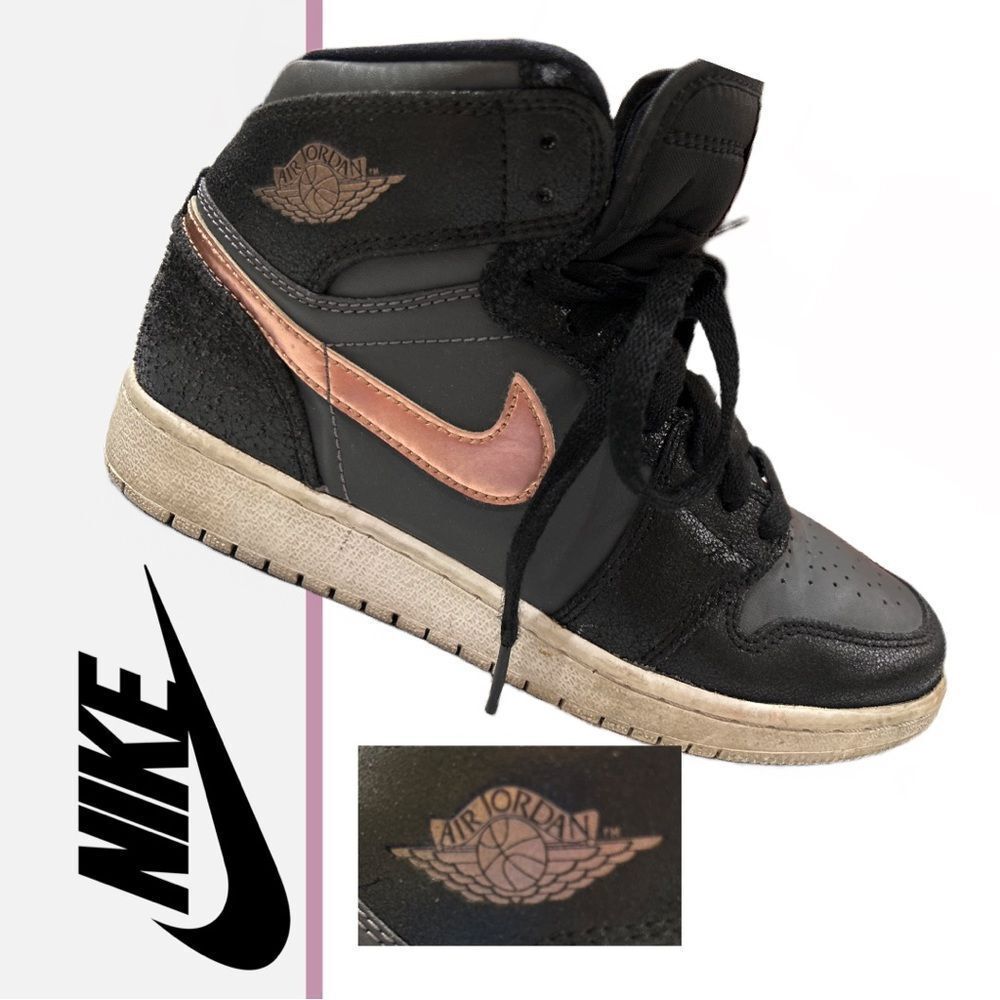 Nike Air Jordan 1‎ Retro Bronze Medal Sneakers 705300-006 - Size 5.5Y